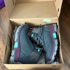 Ladies muck boots apex lace up